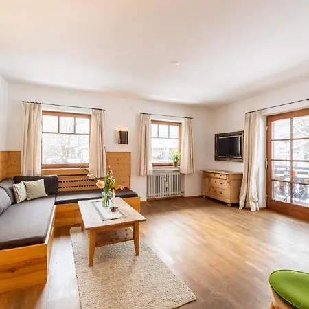 Fischer Apartment *